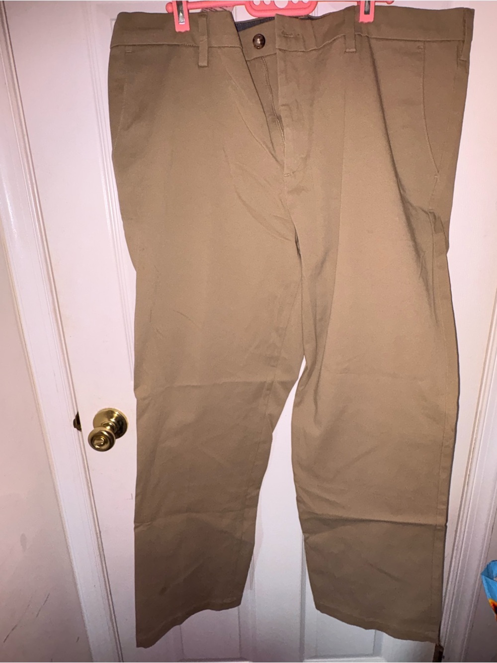 Dockers Men's Khaki Straight-Leg Chinos - Tan